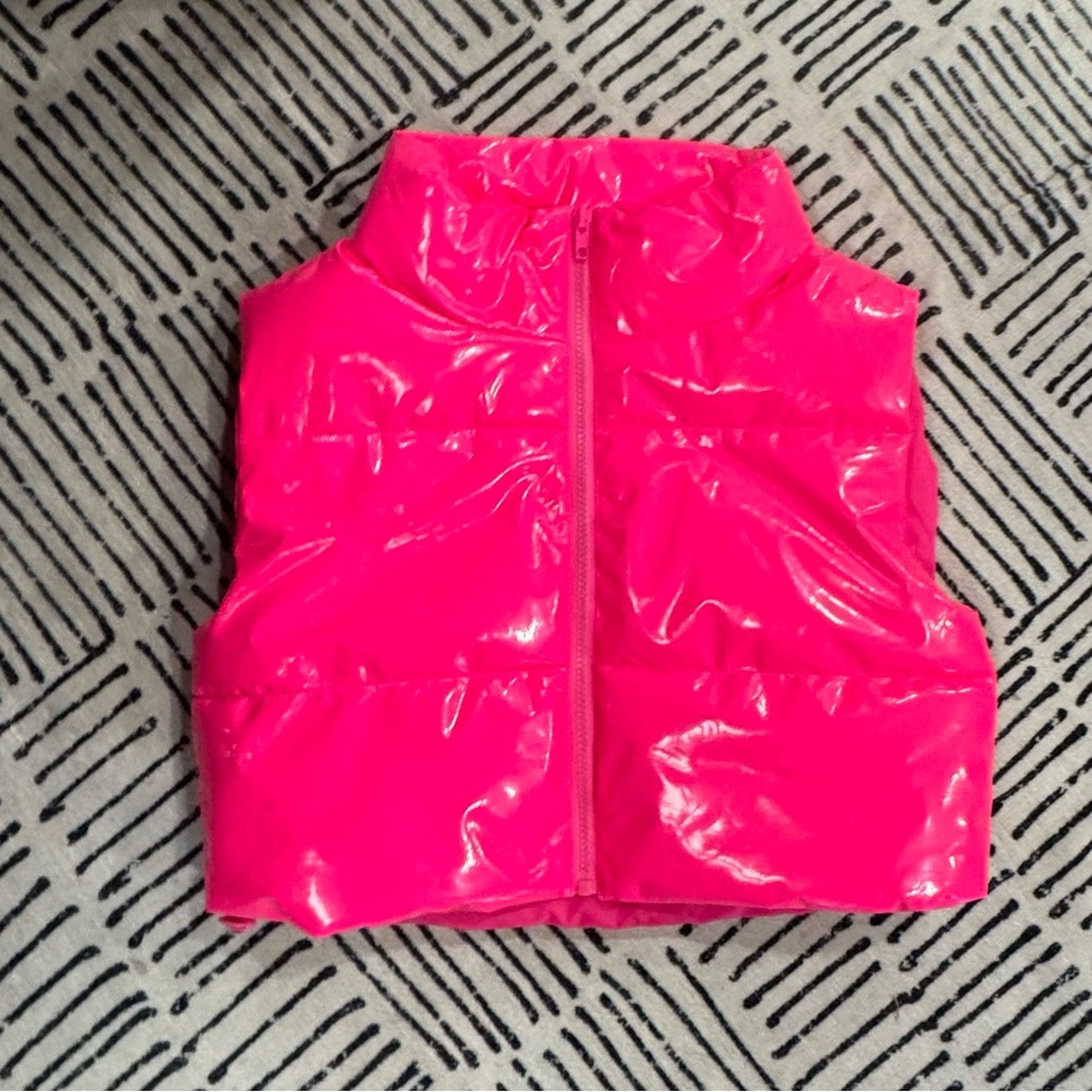 Tractr Cropped Puffer Vest With Pull Tab In Hot Pink. Girls Sz L, NWOT